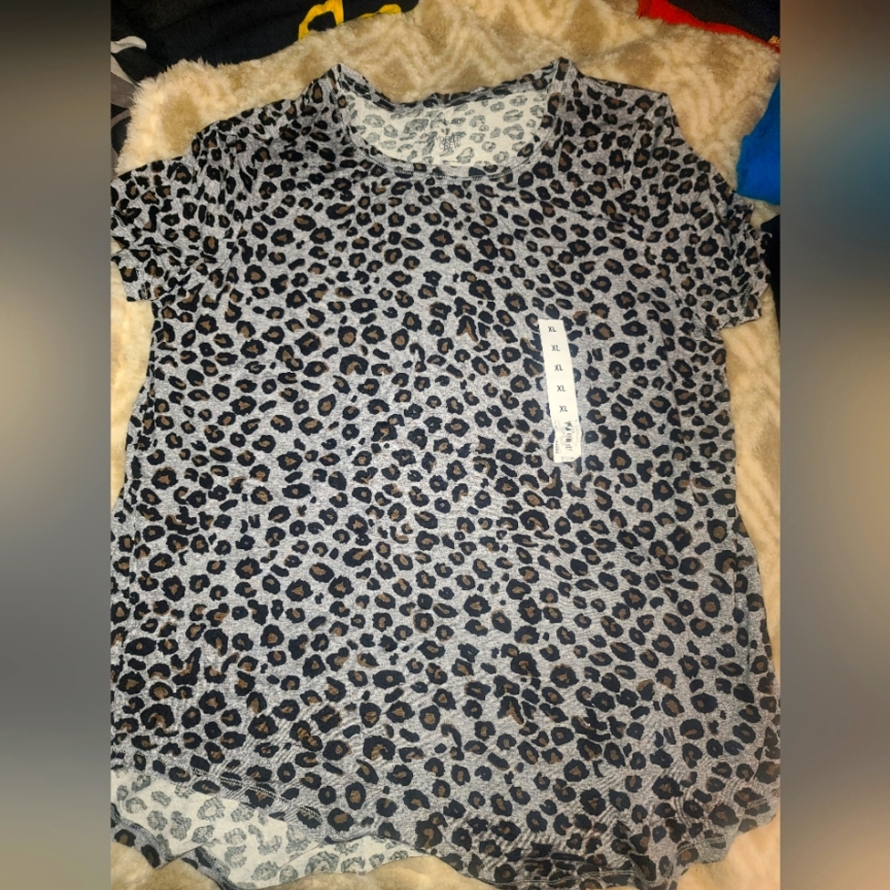 New Xl Womens Cheetah Tshirt